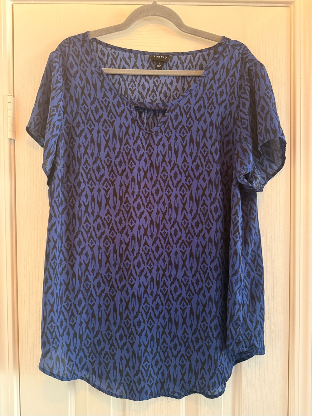 torrid Blue and Black Ikat Short Sleeve Blouse